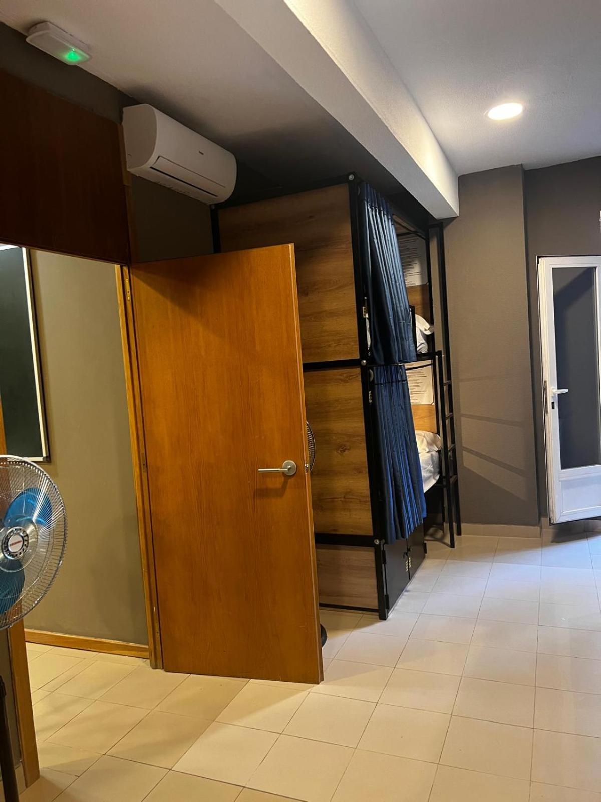 Hostel Estrella 20 马德里 外观 照片