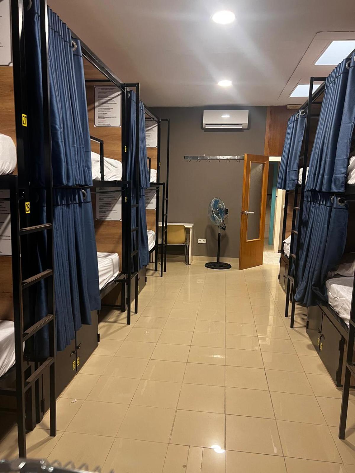 Hostel Estrella 20 马德里 外观 照片